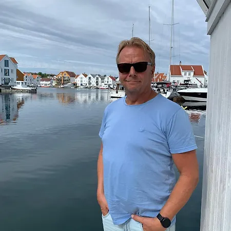 Koselig Hus I Skudeneshavn, Beliggenhet Pa Karmoy *