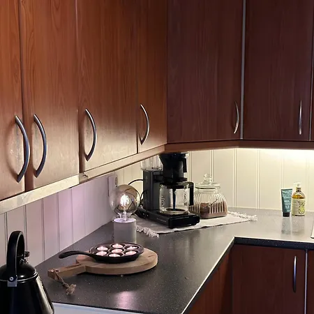 Koselig Hus I Skudeneshavn, Beliggenhet Pa Karmoy *