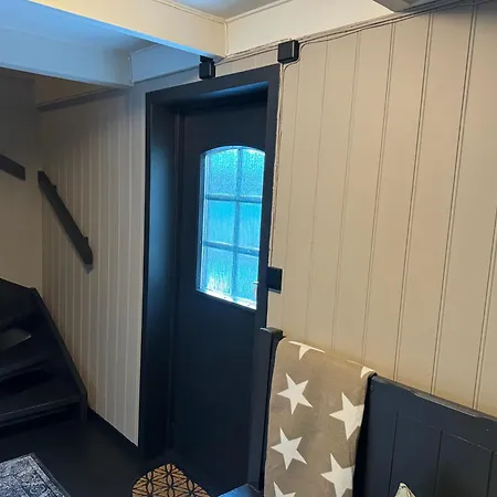 Koselig Hus I Skudeneshavn, Beliggenhet Pa Karmoy Skudeneshavn
